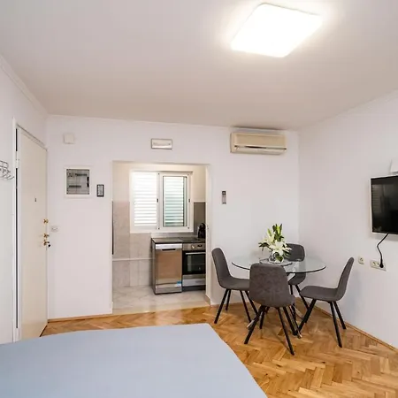 Knego With Parking Dubrovnik