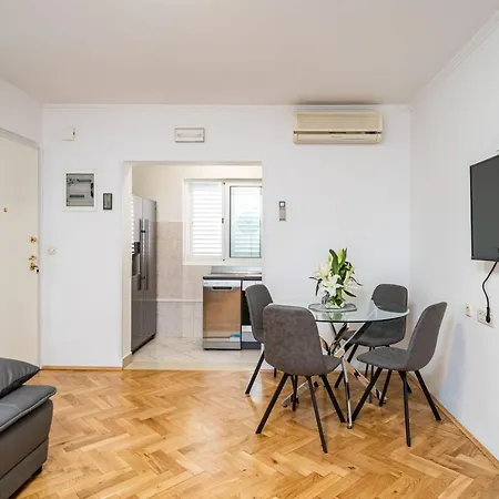Knego With Parking Dubrovnik