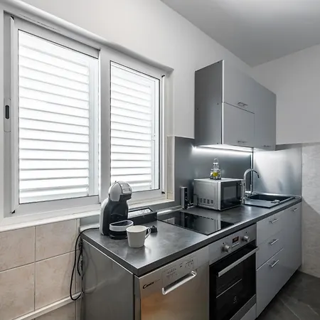 Petite Lapad Luxe - Bakery Basket And Free Parking