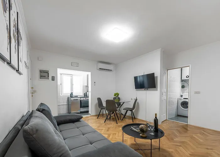 Apartment Petite Lapad Luxe - Bakery Basket And Free Parking *