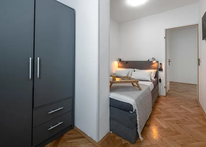 Petite Lapad Luxe - Bakery Basket And Free Parking Apartment