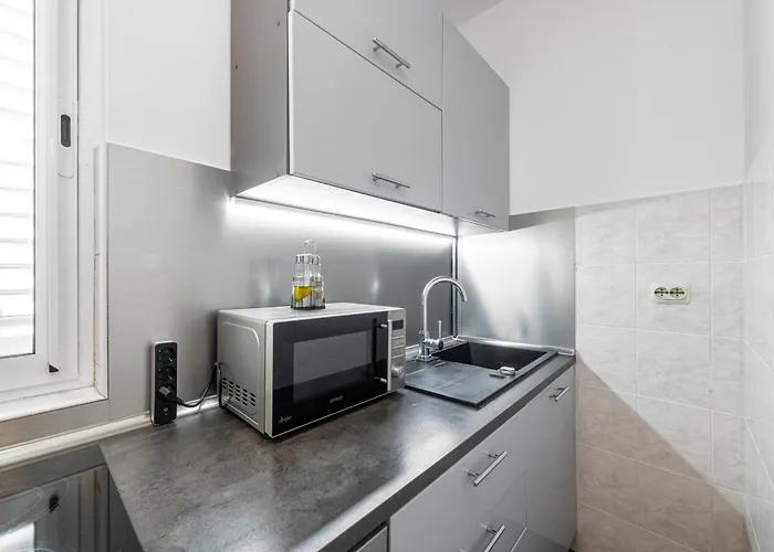 Petite Lapad Luxe - Bakery Basket And Free Parking Apartment