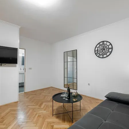 Apartament Petite Lapad Luxe - Bakery Basket And Free Parking